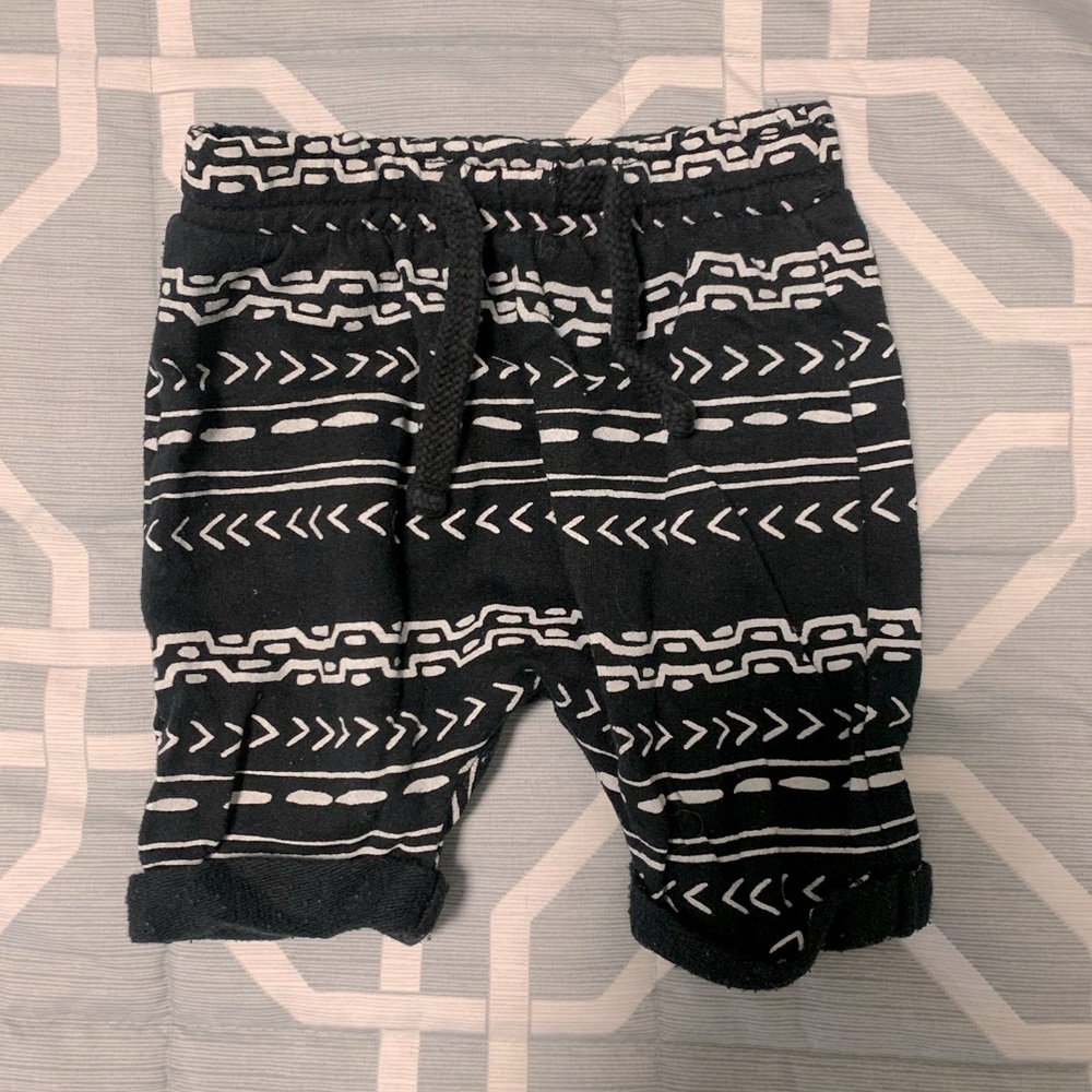 ✨Aztec shorts! ✨